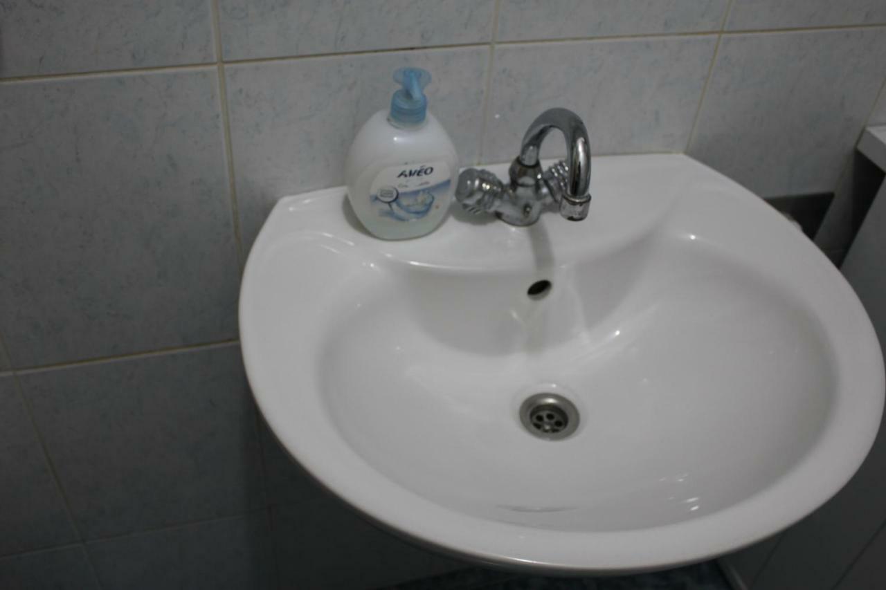 Apartman Tafra 오미스 외부 사진